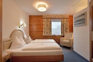 Double Room room in Hotel Tiroler Stuben