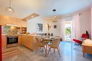 Tres Jolie - Stylish Cityheart Apartment