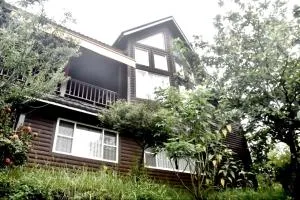Yiyue Guanhe Homestay 倚月觀荷民宿 - Yujing