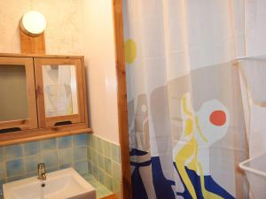 Maisons de vacances Lovely house in Ardeche of ecological materials with private swimming pool : photos des chambres