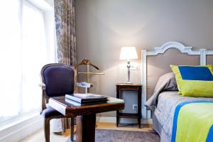 Hotels Grand Hotel des Terreaux : photos des chambres