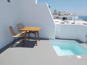 Smaro Studios Santorini Greece