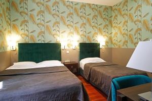 Hotels Hotel Restaurant Christophe Colomb : photos des chambres