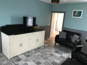 Mary Anns Ballyheigue Cottage