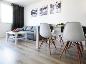 Pantano Apartment by SleepingCar