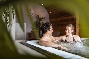 Hotels Logis Hotel & Spa Beau-Site : photos des chambres