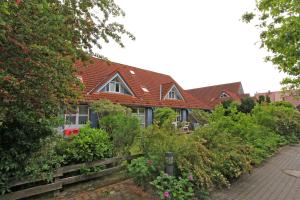 Apartment with Terrace room in Ferienwohnung Prerow FDZ 571