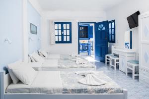 Roula Villa Studios & Apartments Santorini Greece