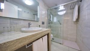 Suite with Pool View room in BULL Costa Canaria & SPA - Only Adults
