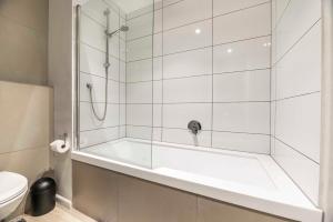 C503 Woodstock Quarter