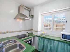 Apartment Los Girasoles by Interhome