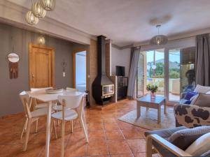 Apartment La Felicidad-2 by Interhome