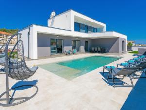 Villa Ella Premantura by Interhome