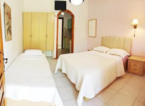 Efrosini Hotel Apartments & Studios Olympos Greece