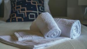 Pine House - Faro Airport, Beach and City Center