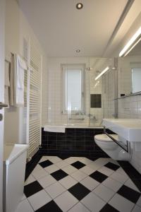 Amazing 2BR near Lake - Flower 33