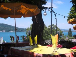 Hotels Hotel Restaurant - Acacias Bellevue : photos des chambres