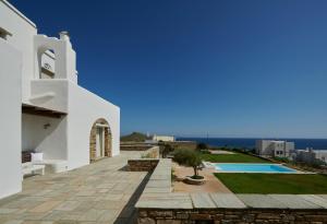 Grace Villa Tinos Greece