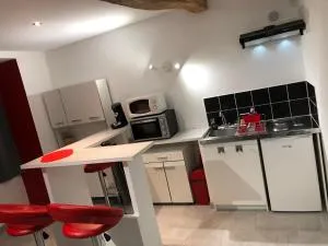 Appartement spacieux, chaleureux 39 m² - Vertrieu