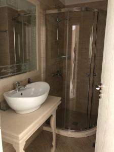 Комплекс Harmony Suites Monte Carlo двустаен апартамент