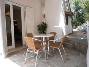 Anna Studio and Apartments Zakynthos Greece