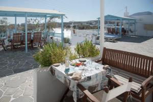 Carmel Studio Apartment Paros Greece