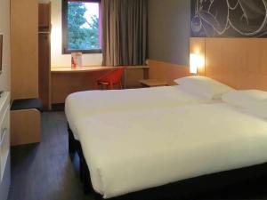 Hotels ibis Soissons : photos des chambres