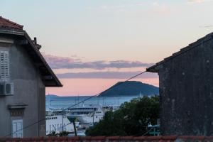 SeaBed Rooms&Studio Split