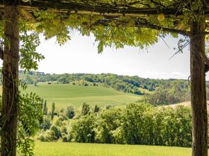 Maisons de vacances Attractive Holiday Home in Thenon with Private Swimming Pool : photos des chambres