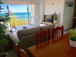 Impresionante 1ª línea de playa...