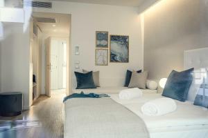 Superior Quadruple Room room in Hotel Astoria
