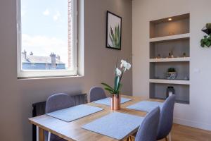 Rooftop plein sud - Terrasse 40 m2 - Parking privé - 8 min à pied du centre