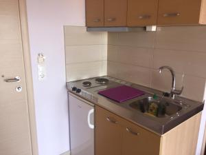 Dimis Studios and Apartments