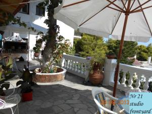 Mina Apartments Poros-Island Greece