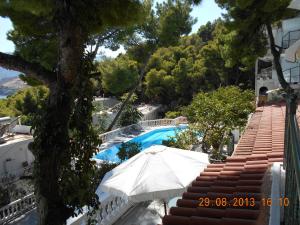 Mina Apartments Poros-Island Greece