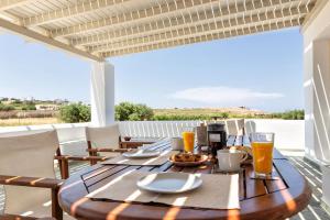 Ramnos House Paros Greece