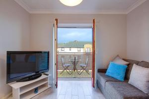 No 7 Ayr Beach - Coorie Doon