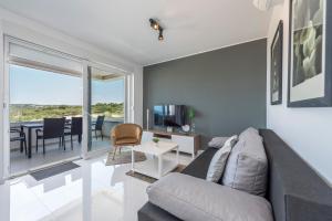 Adris 2 luxury modern apartment with a pool