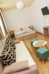 Comfort Double Room with Sofa room in Hotel Logavina 8 Free Parking