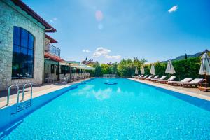 renka hotel and spa