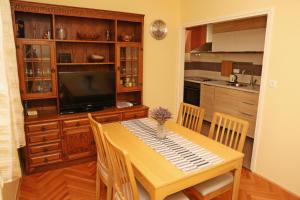 Apartment Dado