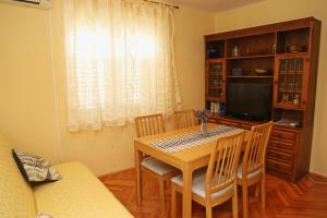 Apartment Dado