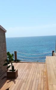 Villas villa pieds dans l'eau avec acces mer et jacuzzi : photos des chambres