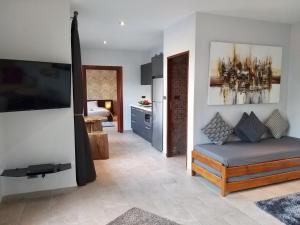 Infinity Pool Apartment at Viewpoint Villas