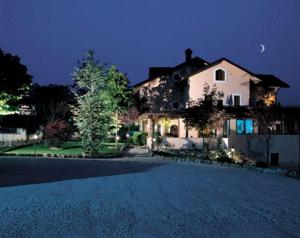 Hotel Bucaneve