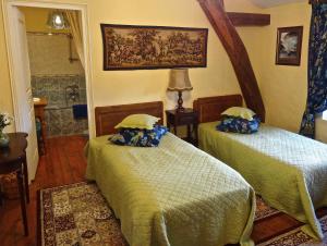 B&B / Chambres d'hotes Chateau Les Vallees : photos des chambres