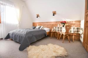 Triple Room with Balcony room in Willa Rychlina