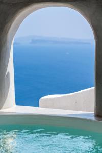 Marble Sun Villa with Jacuzzi by Caldera Houses Santorini Greece
