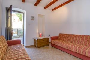 Three-Bedroom House room in House Sara