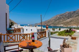 Maistrali Sifnos Greece